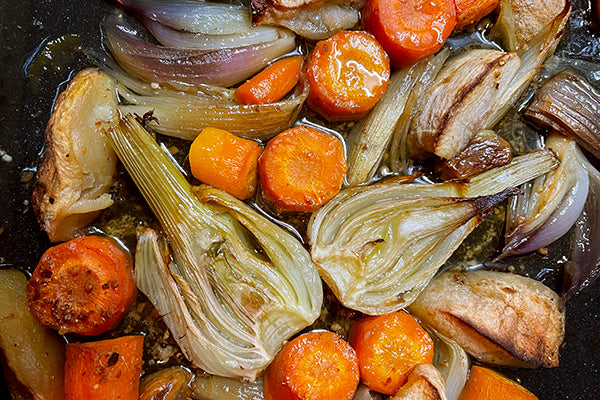 Sprinkle Salt - Smoked Salt with Onion & Garlic - Cape Treasures