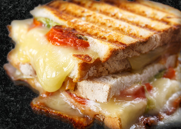 Grinder - HOT ROCKS Smoked Chilli Salt - Ukuva iAfrica