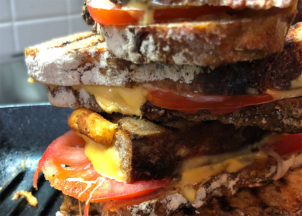 Hot Drops - Garlic Chilli Sauce - Ukuva iAfrica